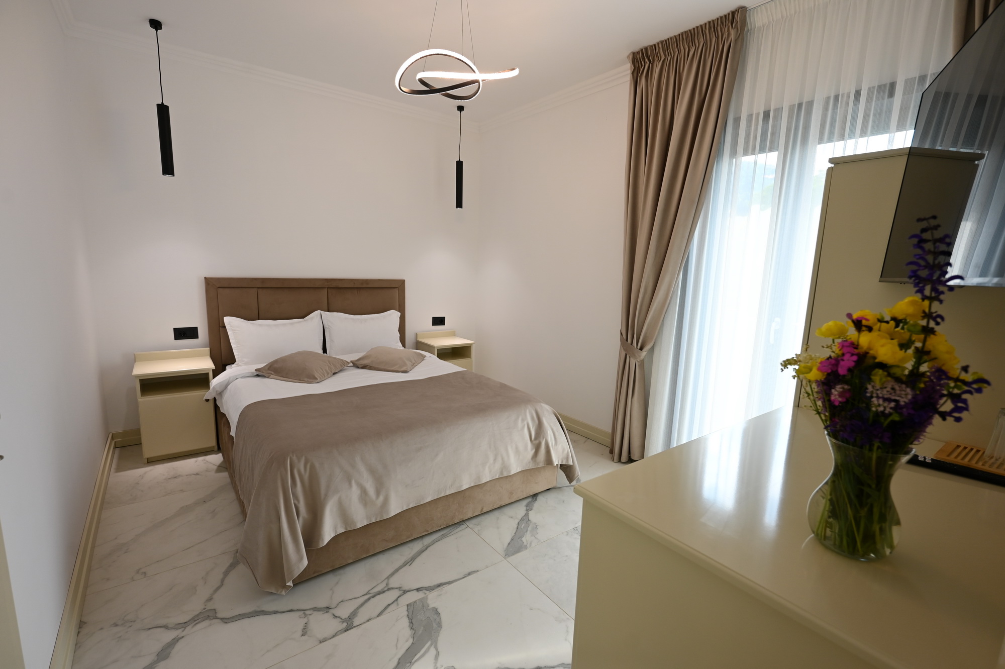 Camere Melovic